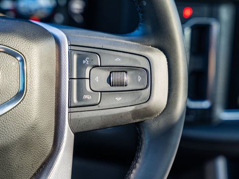 Used 2023 GMC Yukon Denali image 32