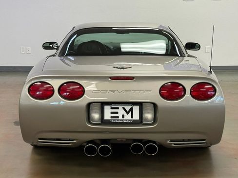 Used 1999 Chevrolet Corvette Coupe RWD image 6