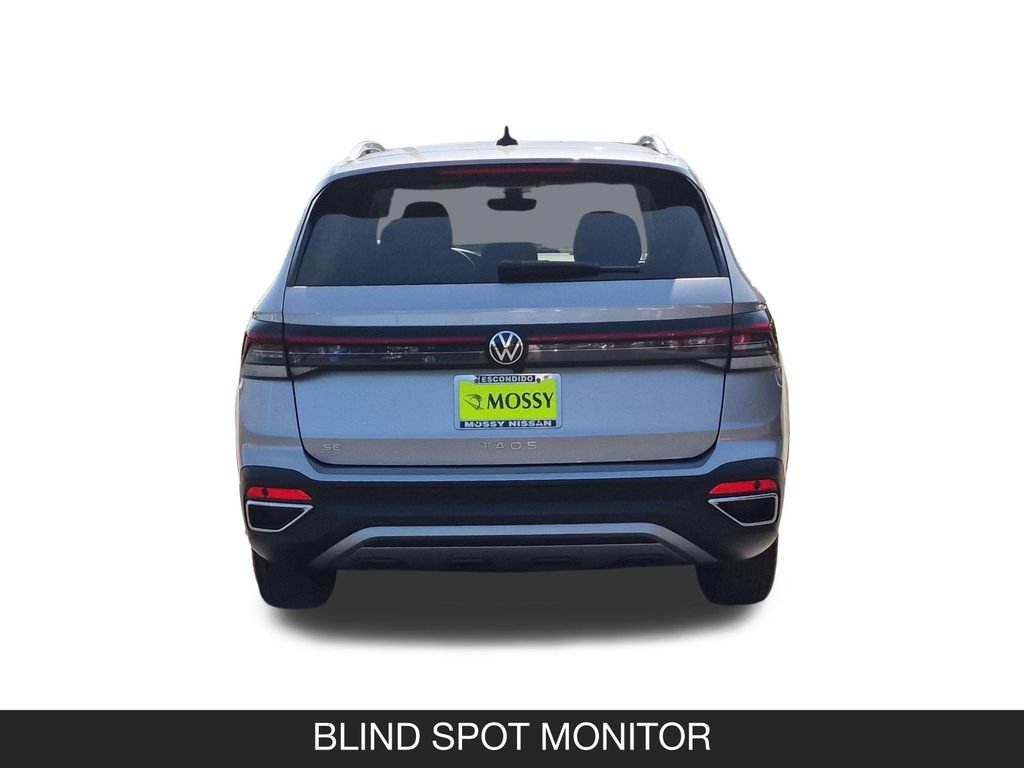 Used 2025 Volkswagen Taos SE FWD image 8
