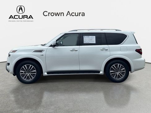 Used 2022 Nissan Armada SL w/ Captain's Chairs Package AWD/4WD image 2