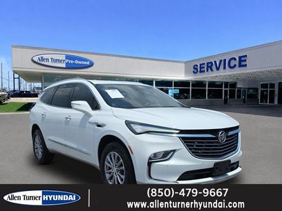 Used 2023 Buick Enclave Essence