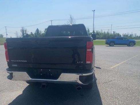 Certified 2024 Chevrolet Silverado 2500 LTZ w/ LTZ Plus Package AWD/4WD image 9