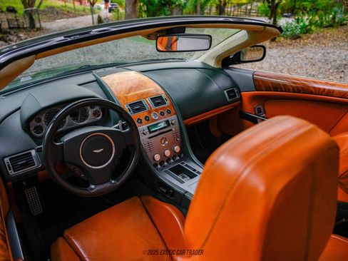 Used 2006 Aston Martin DB9 Volante RWD image 39
