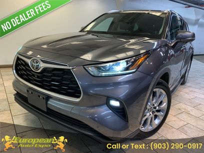 Used 2023 Toyota Highlander Limited