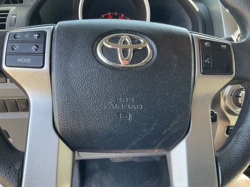 Used 2013 Toyota 4Runner SR5 RWD image 18