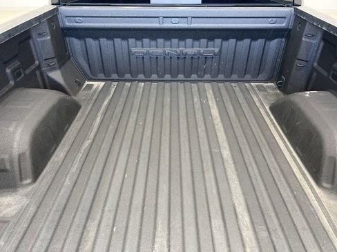 Used 2023 GMC Sierra 1500 Denali w/ Denali Reserve Package AWD/4WD image 24