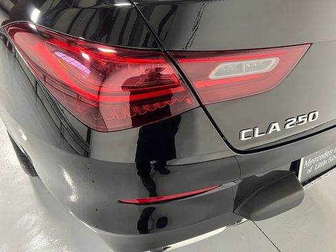 Used 2025 Mercedes-Benz CLA 250 4MATIC image 13
