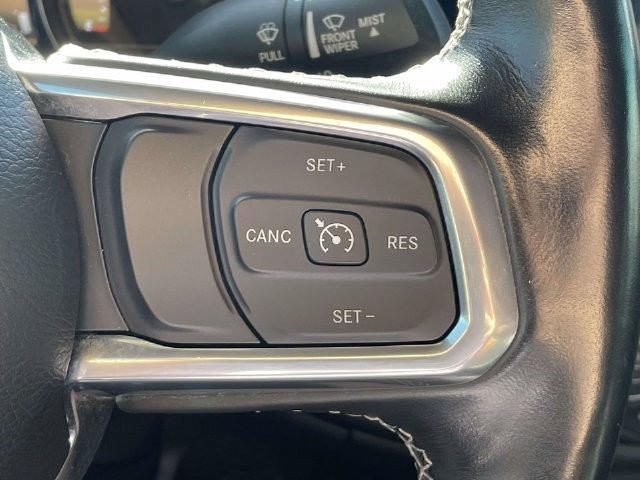 Used 2022 Jeep Wrangler Unlimited Sahara w/ Cold Weather Group AWD/4WD image 34