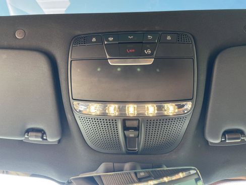 Used 2022 Mercedes-Benz GLC 43 AMG 4MATIC image 29