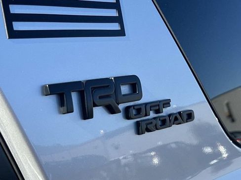 Used 2021 Toyota 4Runner TRD Off-Road Premium image 9