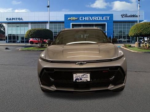 New 2026 Chevrolet Equinox EV RS image 6