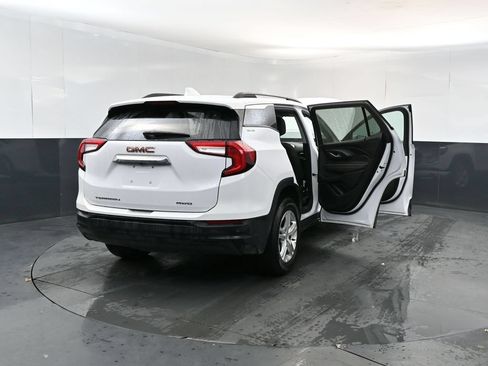 Used 2023 GMC Terrain SLE w/ Driver Convenience Package AWD/4WD image 29