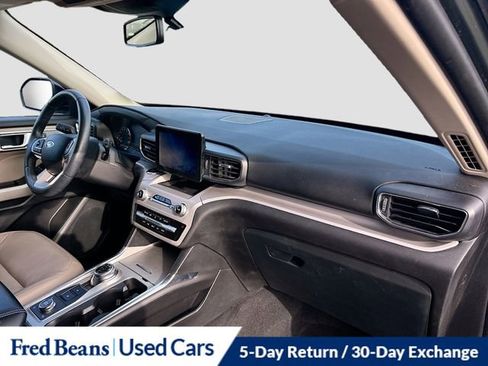 Certified 2023 Ford Explorer XLT w/ Equipment Group 202A image 31