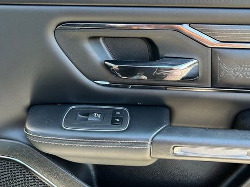 Used 2022 RAM 1500 Limited image 10