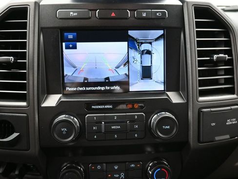 Certified 2022 Ford F250 XL w/ STX Appearance Package image 4