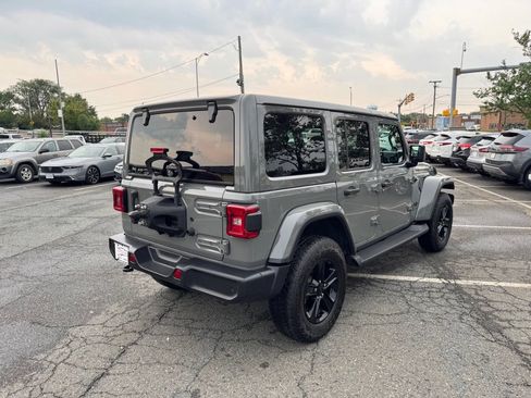 Used 2021 Jeep Wrangler Unlimited Sahara AWD/4WD image 6