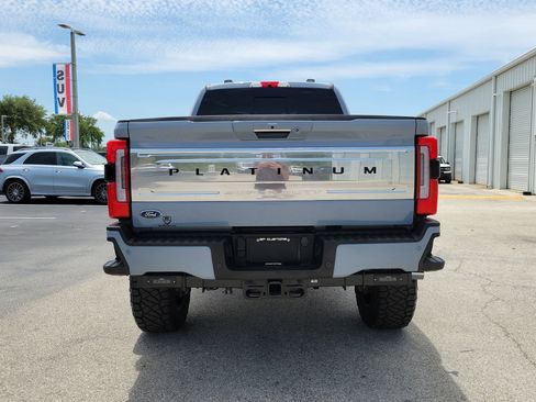 Used 2024 Ford F250 Platinum AWD/4WD image 8