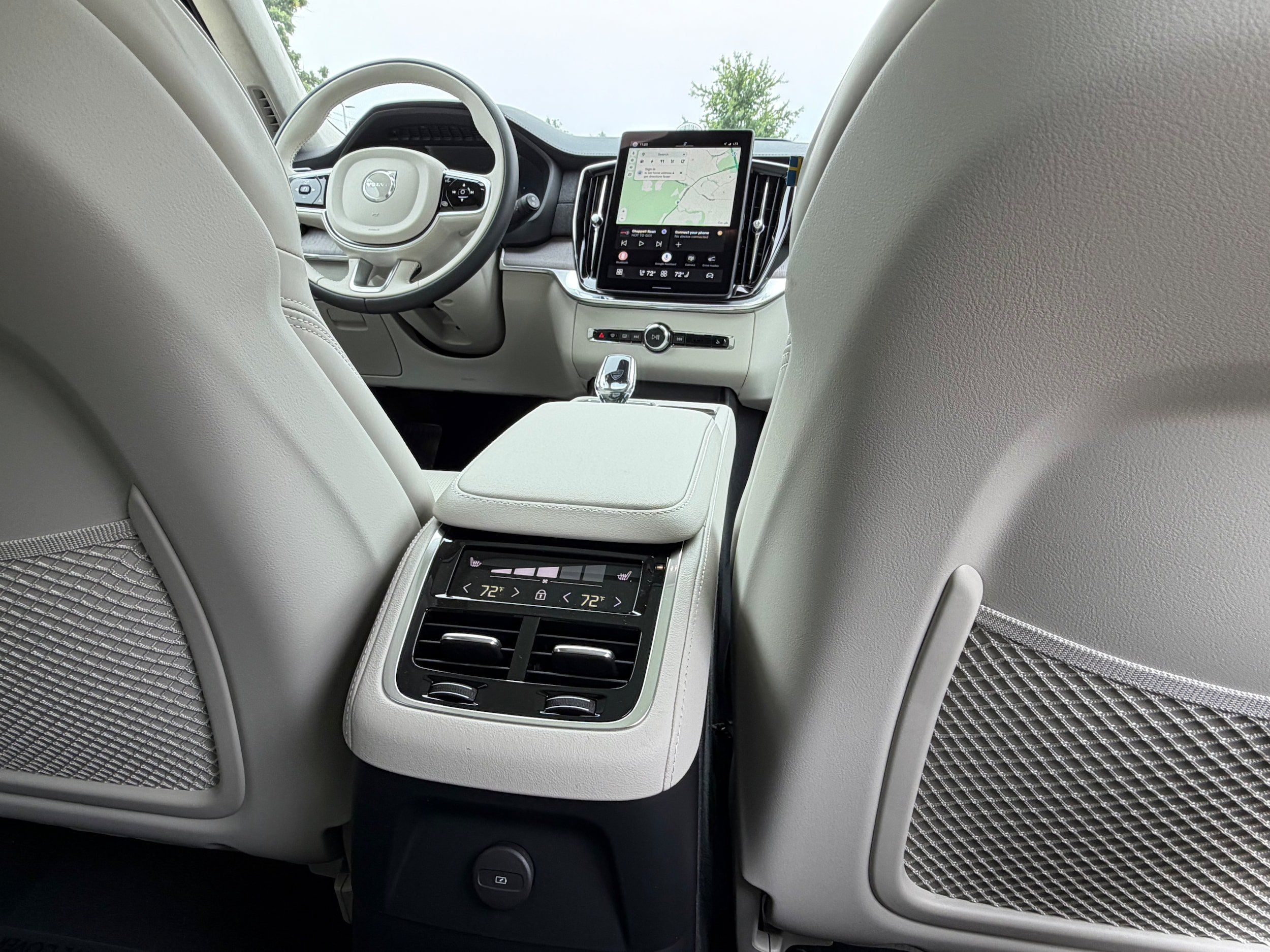 New 2026 Volvo XC90 T8 Ultra w/ Lounge Package AWD/4WD image 12