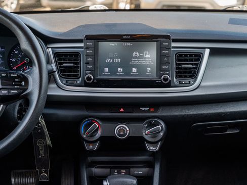 Used 2019 Kia Rio S FWD image 28