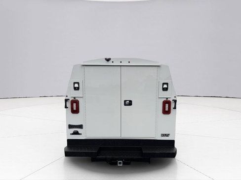 New 2025 GMC Savana 3500 w/ Power Convenience Package image 7