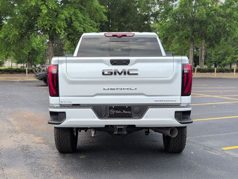New 2026 GMC Sierra 3500 Denali Ultimate AWD/4WD image 4