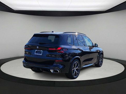 Used 2026 BMW X5 xDrive50e w/ M Sport Package AWD/4WD image 8
