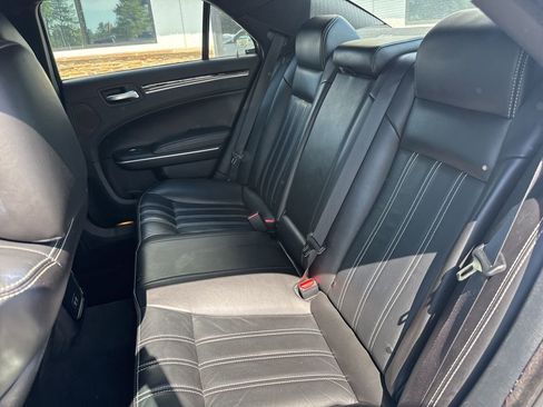 Used 2023 Chrysler 300 S image 3