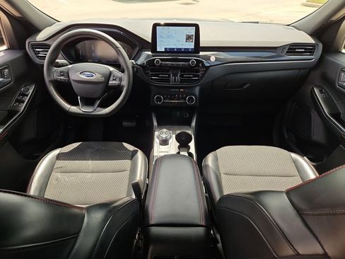 Used 2025 Ford Escape ST-Line FWD image 17