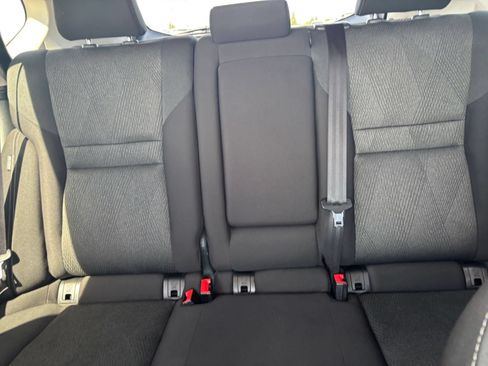 Used 2025 Nissan Rogue SV FWD image 39