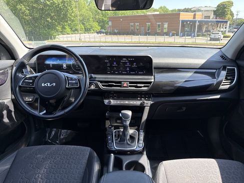 Used 2024 Kia Seltos S AWD/4WD image 28