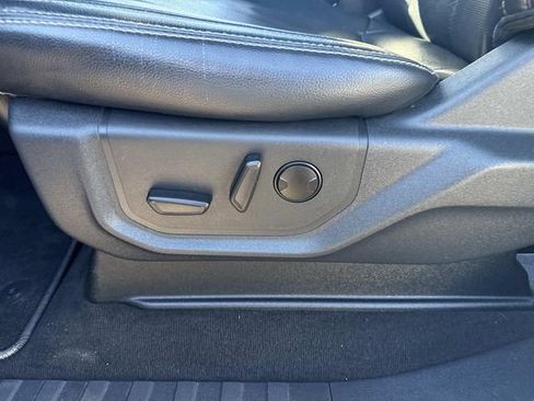 Used 2022 Ford F350 Lariat w/ Black Appearance Package image 23