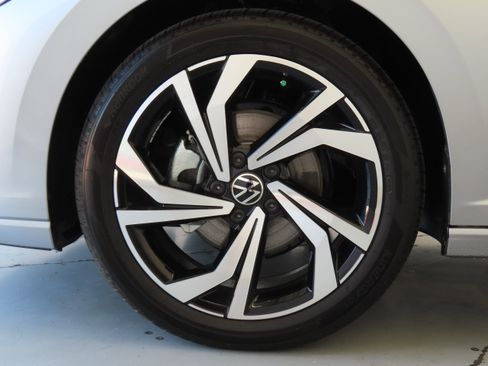 New 2026 Volkswagen Jetta SEL FWD image 28