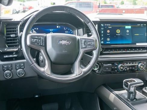 Used 2023 Chevrolet Silverado 1500 ZR2 w/ Technology Package AWD/4WD image 15