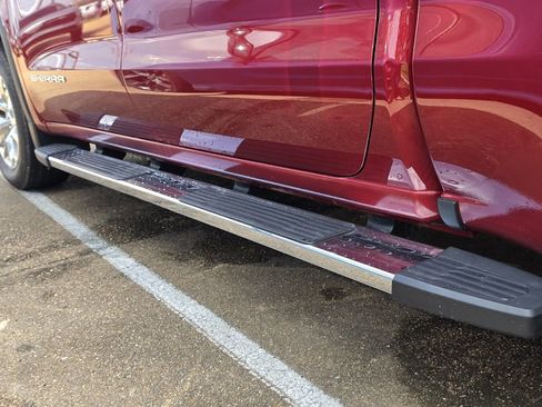 Used 2019 GMC Sierra 1500 SLT RWD image 7