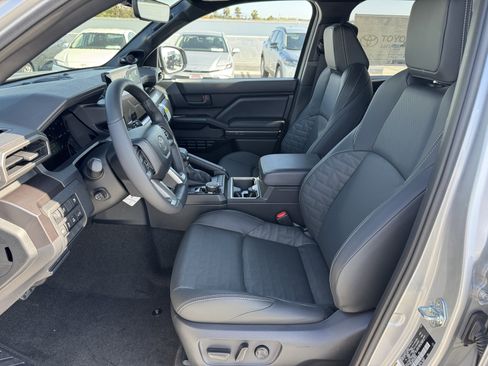 New 2025 Toyota 4Runner TRD Sport Premium image 2