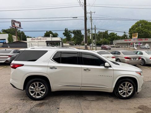 Used 2018 Chevrolet Traverse High Country w/ LPO, Floor Liner Package AWD/4WD image 6