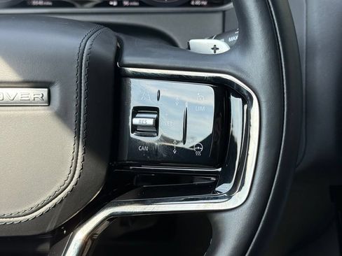 Certified 2026 Land Rover Range Rover Velar Dynamic SE AWD/4WD image 18