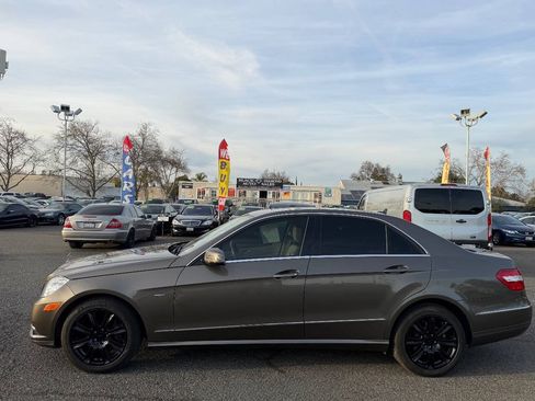 Used 2012 Mercedes-Benz E 350 BlueTEC Sedan image 8