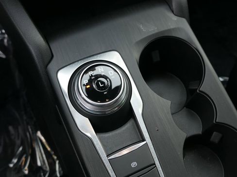 Used 2025 Ford Escape ST-Line w/ Equipment Group 301A image 23