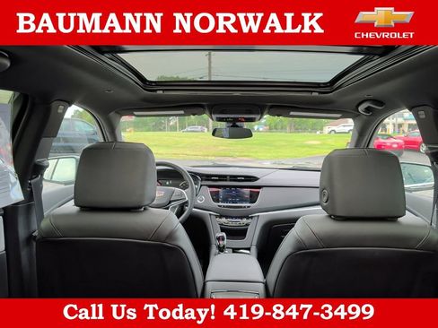 Used 2025 Cadillac XT5 Premium Luxury AWD/4WD image 22