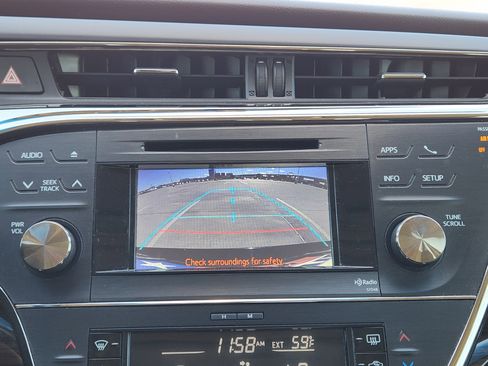 Used 2013 Toyota Avalon XLE image 18
