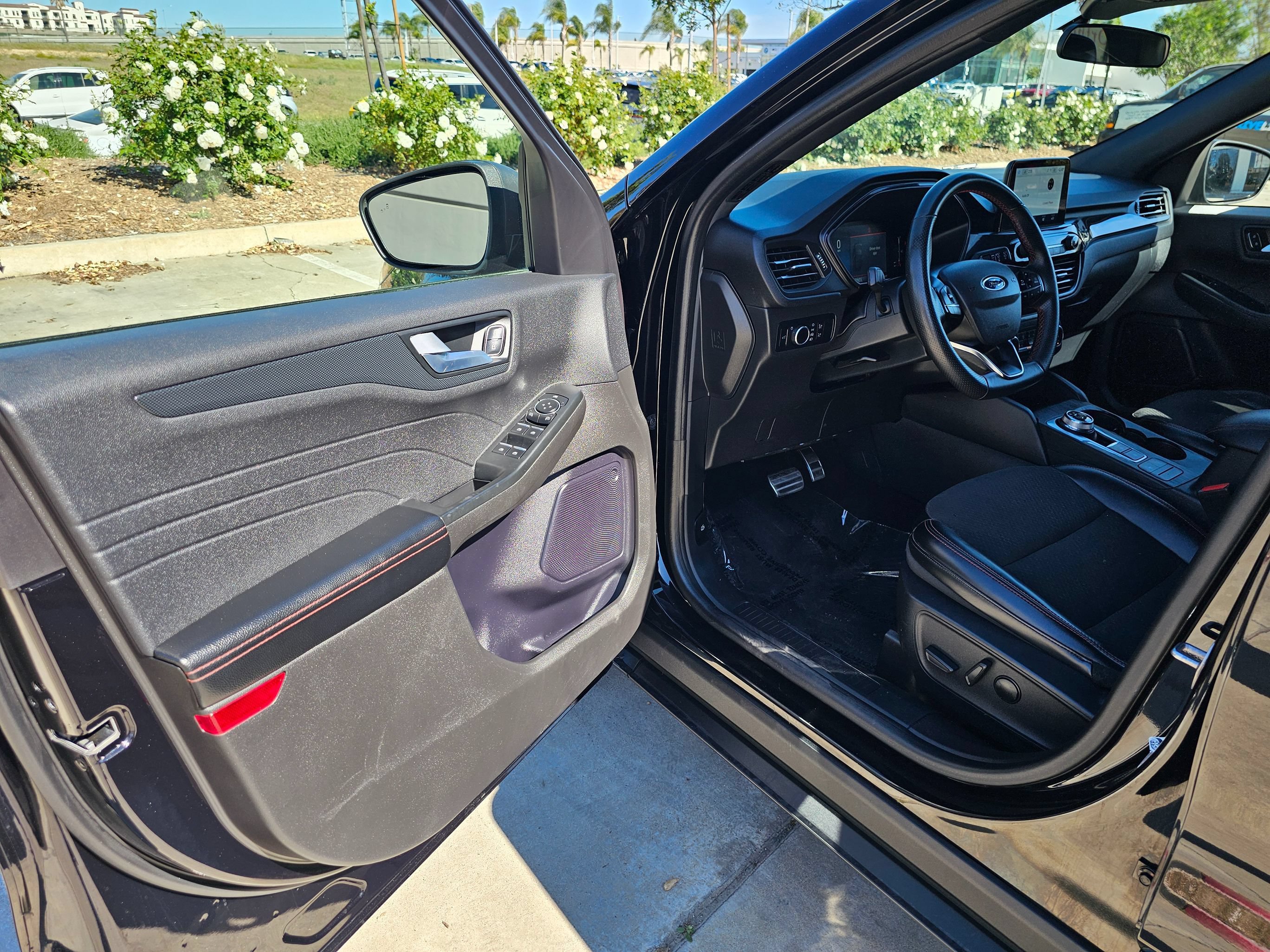 Used 2024 Ford Escape ST-Line FWD image 15