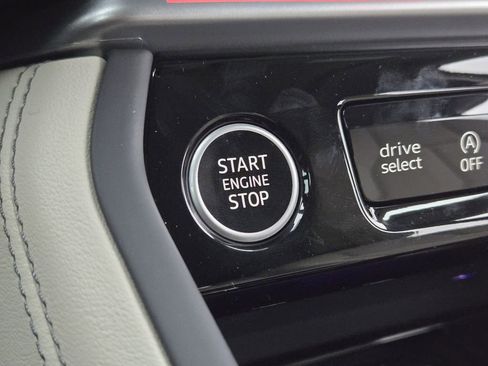 New 2025 Audi Q5 Premium image 24