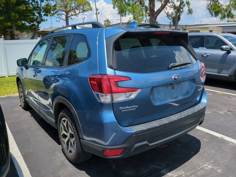 Used 2020 Subaru Forester Premium w/ Popular Package #1 AWD/4WD image 10