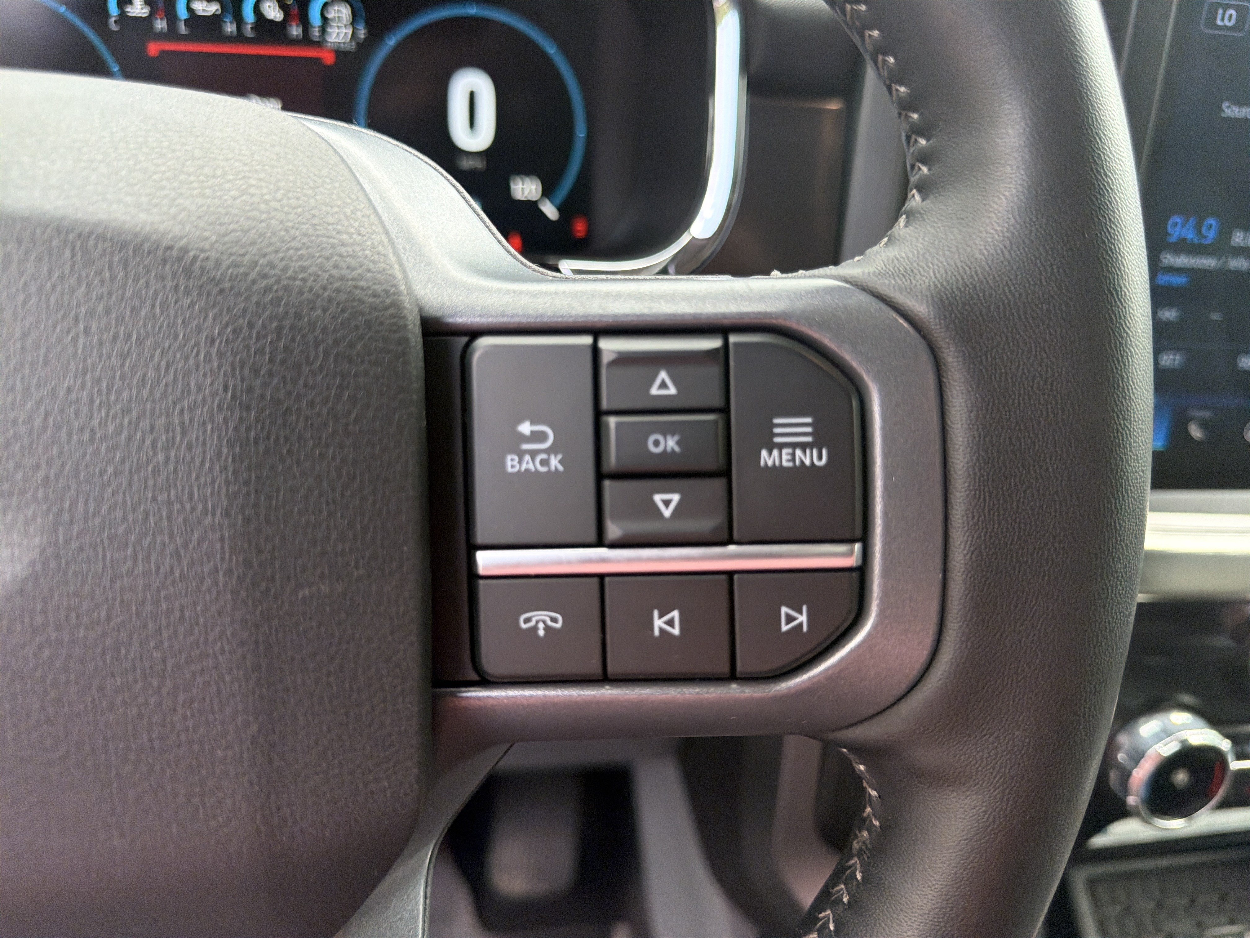 Used 2023 Ford F150 Lariat w/ Equipment Group 502A High AWD/4WD image 27