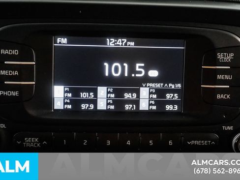 Used 2018 Kia Soul FWD image 30