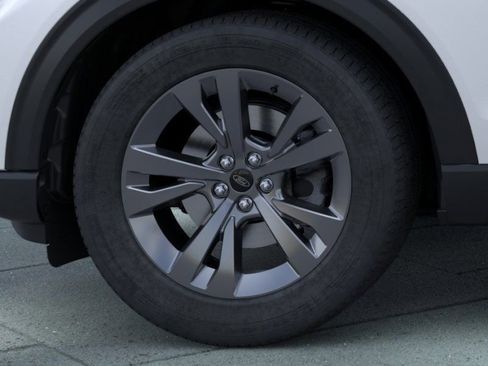 New 2026 Ford Explorer Active w/ Active Comfort Package image 19