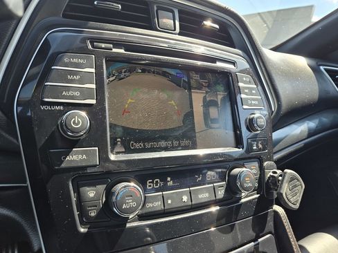 Used 2020 Nissan Maxima SR w/ Sport Mat Group FWD image 12