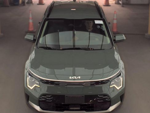 Used 2024 Kia Niro Wind FWD image 3