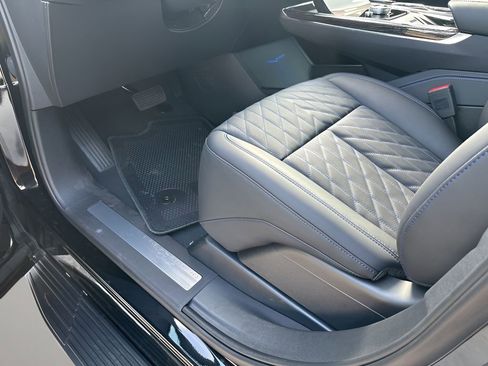 New 2026 Cadillac Escalade IQL Luxury image 29